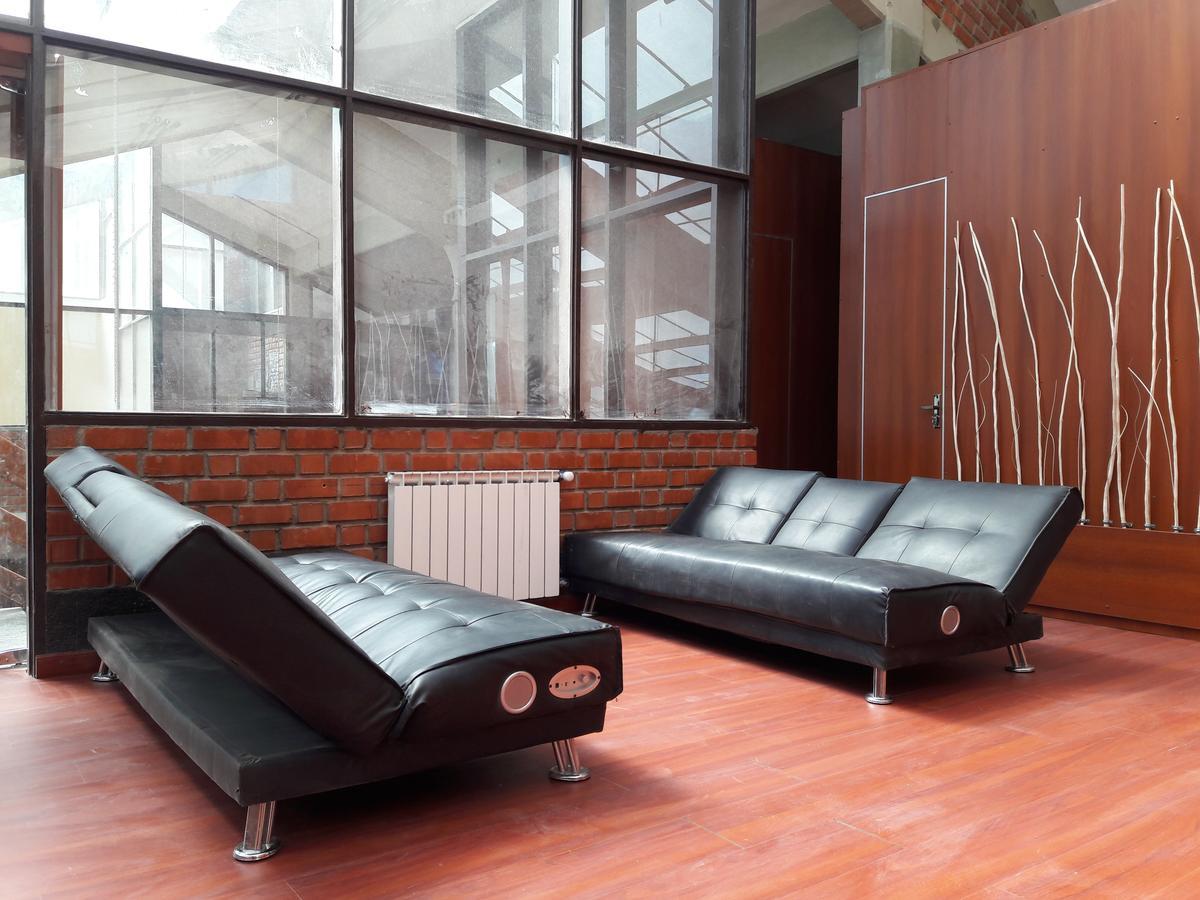 Onkel Inn Wagon Sleepbox Уюни Экстерьер фото